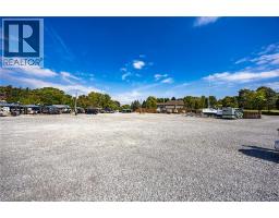 15 JAYLIN Crescent - 7