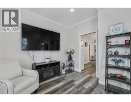 36 JOHN Street W - 10