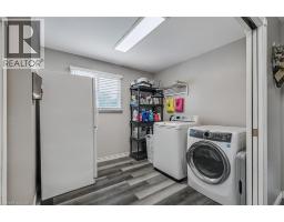 36 JOHN Street W - 19