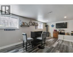 36 JOHN Street W - 30