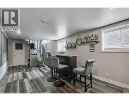 36 JOHN Street W - 31