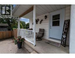 36 JOHN Street W - 32