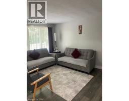 58 HAZELGLEN Drive - 9