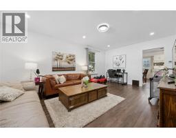 9 METCALFE Street - 11