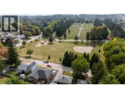 189 CARDIGAN Street - 44