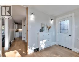 33 BLOOMINGDALE Road N - 10