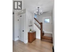 33 BLOOMINGDALE Road N - 11