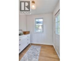 33 BLOOMINGDALE Road N - 17