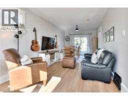 33 BLOOMINGDALE Road N - 20