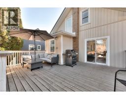 33 BLOOMINGDALE Road N - 35