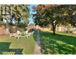 33 BLOOMINGDALE Road N - 39