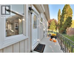 33 BLOOMINGDALE Road N - 4