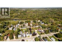 33 BLOOMINGDALE Road N - 45