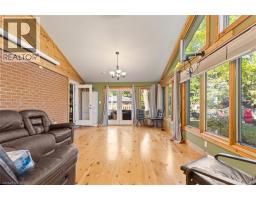 40 RENNIE Drive - 17