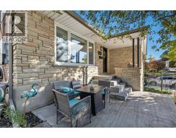 40 RENNIE Drive - 2