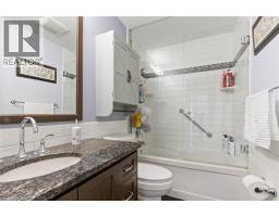 40 RENNIE Drive - 21