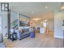 286 TALL GRASS Crescent - 23