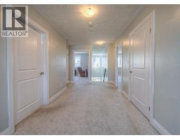 286 TALL GRASS Crescent - 35