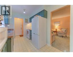 92 HALIFAX Drive - 17