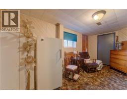 92 HALIFAX Drive - 25