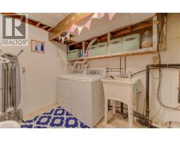 92 HALIFAX Drive - 26