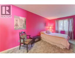 92 HALIFAX Drive - 32