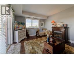 345 BRIARMEADOW Drive UnitNo. 402 - 20