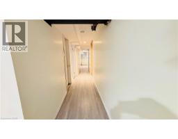30 REGINA Street N - 23