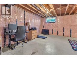 37 REEVES Road - 20