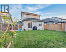 37 REEVES Road - 26
