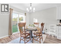37 REEVES Road - 5