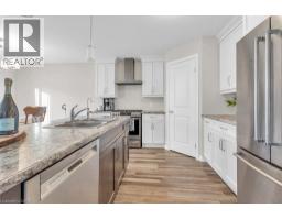 37 REEVES Road - 8