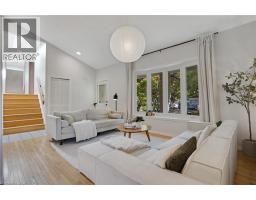 276 CAMILLE Crescent - 10