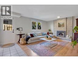 276 CAMILLE Crescent - 28