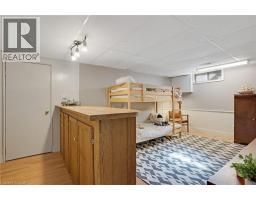 276 CAMILLE Crescent - 33