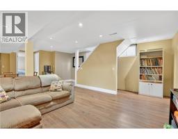 14 CARNABY Crescent - 29