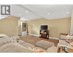 14 CARNABY Crescent - 30