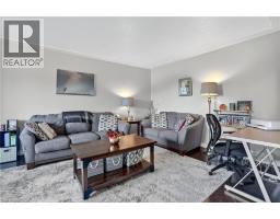 14 CARNABY Crescent - 9