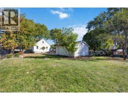 847 WELLINGTON Street - 24