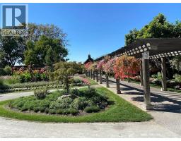 847 WELLINGTON Street - 30