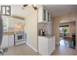 847 WELLINGTON Street - 9