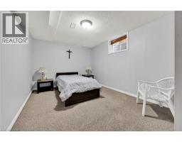 14 KELLER Crescent - 19