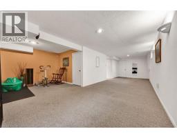 14 KELLER Crescent - 20