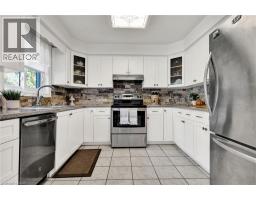 14 KELLER Crescent - 6