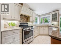 572 FALCONRIDGE Crescent - 11