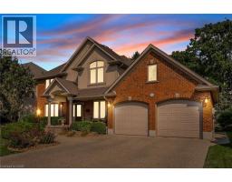 572 FALCONRIDGE Crescent - 2