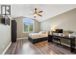 572 FALCONRIDGE Crescent - 25