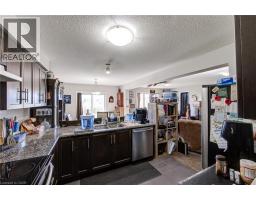 1360 CAEN Avenue - 10