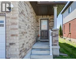 1360 CAEN Avenue - 3