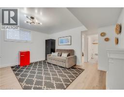 28 CENTRE Street - 26